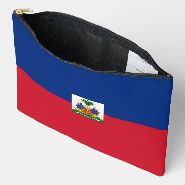 Haiti flag accessory pouch (Open)