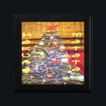 Hakuna Matata Merry Christmas & a Happy New Year.p Gift Box<br><div class="desc">What is Christmas all about? Christmas is about Christ. The blessings we have are just part of what needs to be shared during this time of the year and all the year around. Remember Christmas is not just about spending money on gifts and other presents which give joy to our...</div>
