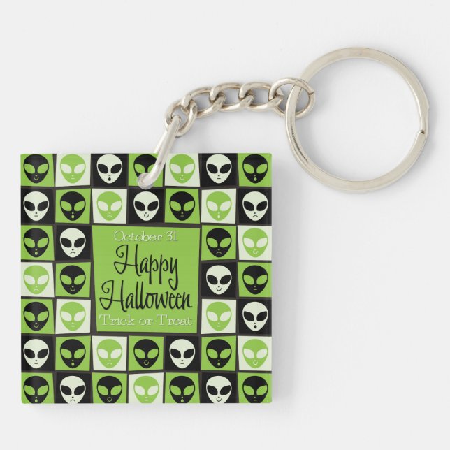 Halloween alien mosaic key ring (Back)