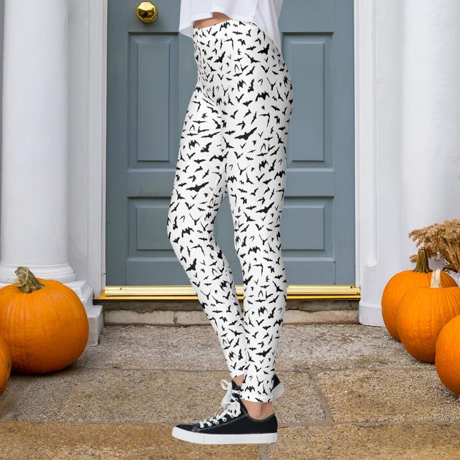 Halloween Black and White Bats Leggings (Creator Uploaded)