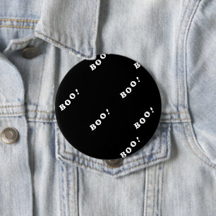 Halloween boo words on black 10 cm round badge