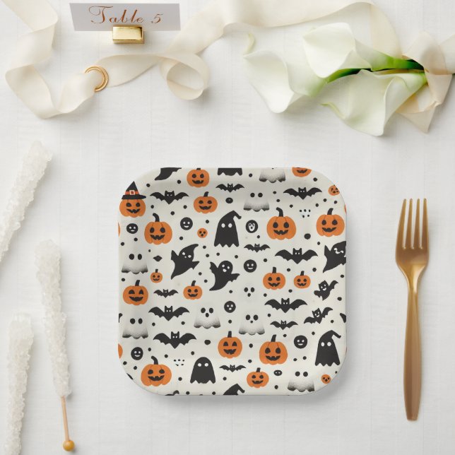 Halloween cardboard plate with pumpkin and ghosts (Wedding)