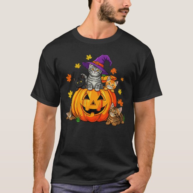 Halloween Cat Pumpkin Spooky Season Men Women Cute T-Shirt (Front)