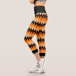 Halloween Chevron Zigzag Pattern – Orange & Black Capri Leggings