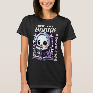 halloween costume - cute ghost - I love reading b T-Shirt
