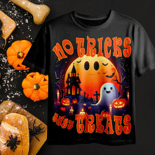 Halloween graveyard with cute happy smiling Ghost T-Shirt