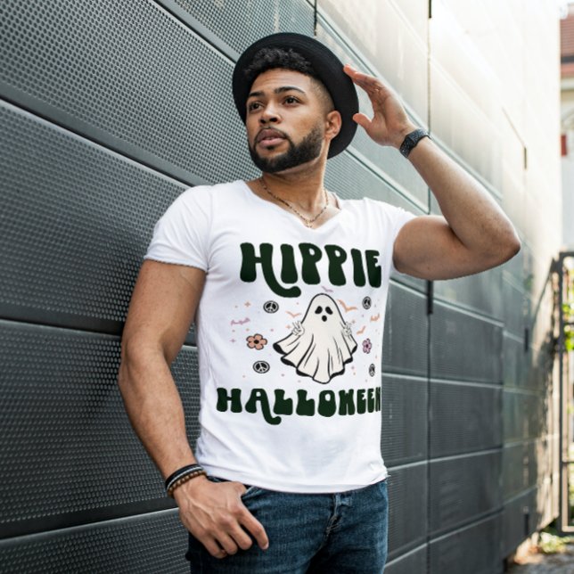 HALLOWEEN GROOVY HIPPIE HALLOWEEN GHOST 👻👻 T-Shirt (Creator Uploaded)