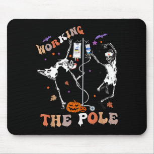 Halloween Icu Er Nurse Working The Le Skeleton Dan Mouse Pad