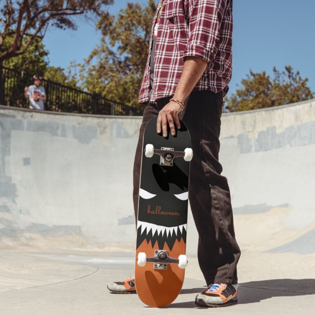 Halloween Monster Skateboard (Outdoor 2)