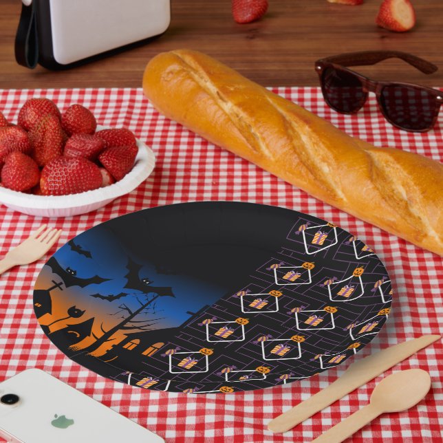 Halloween Pumpkin Party Paper Plates  (Picnic)