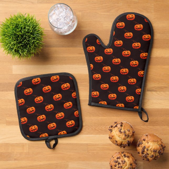 Halloween Pumpkins, Orange Pumpkins Trick Or Treat Oven Mitt & Pot Holder Set (Top Down)