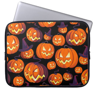 Halloween Pumpkins: Spooky Seamless Pattern. Laptop Sleeve