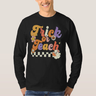 Halloween Retro Vintage Groovy Trick Or Teach Teac T-Shirt