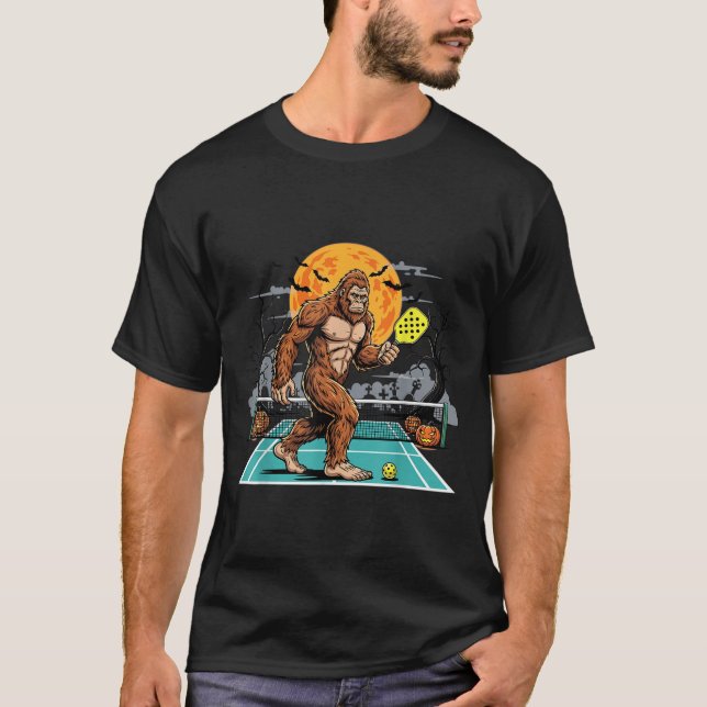 Halloween Sasquatch Ckleball Bigfoot Soky Moon  T-Shirt (Front)