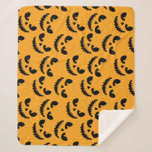 Halloween: scary faces, vintage style. sherpa blanket