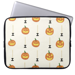 Halloween seamless pattern with pumpkins and candl laptop sleeve
