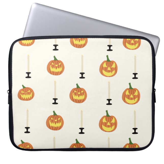 Halloween seamless pattern with pumpkins and candl laptop sleeve (Front)