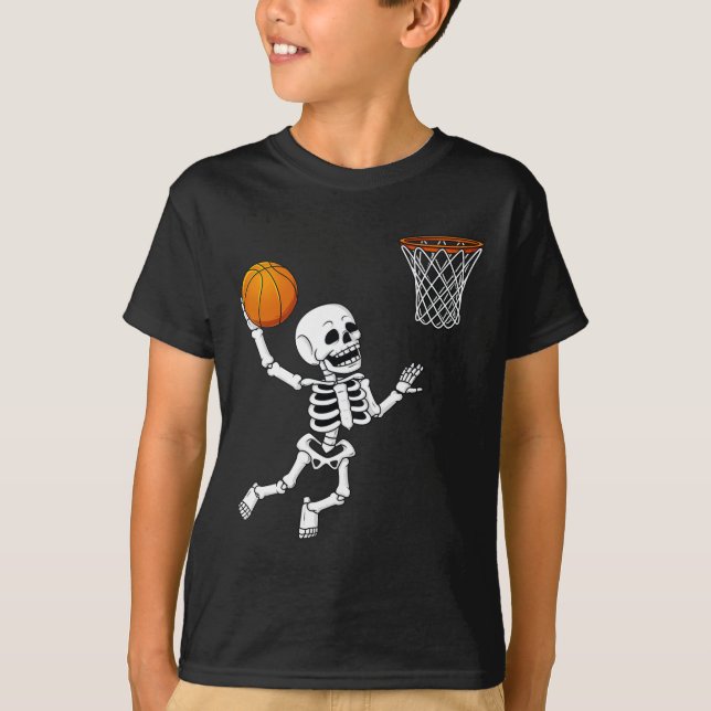 Halloween Skeleton Dunking Basketball Boys Girls K T-Shirt (Front)