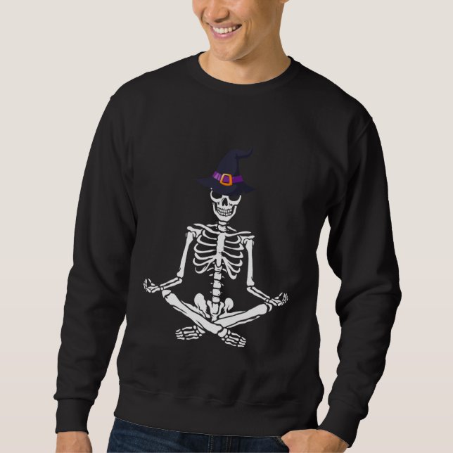 Halloween Skeleton Meditation Yoga Pose, Funny Fre Sweatshirt (Front)