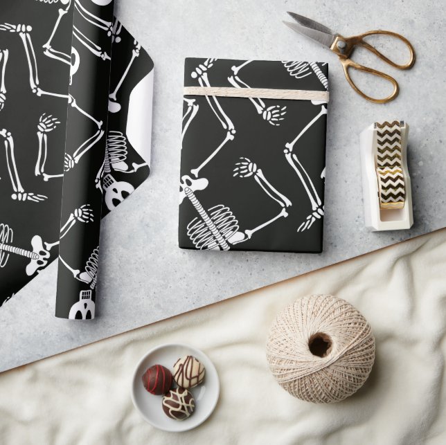 Halloween Skeleton pattern wrapping paper (Crafts)