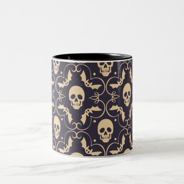 Halloween skulls pattern Two-Tone coffee mug (Center)
