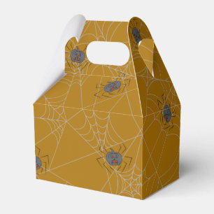 Halloween spiders web and pumpkins favour box