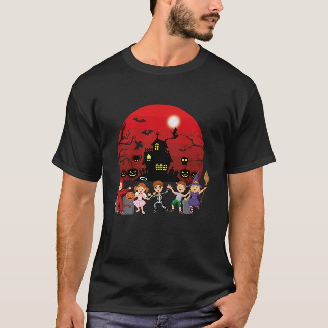 "Halloween TOP Unisex T-Shirt – Kids & Adults Spoo (Front)