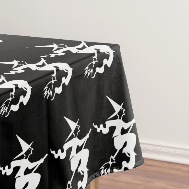 HALLOWEEN TRADITIONAL WITCH  TABLECLOTH (In Situ)