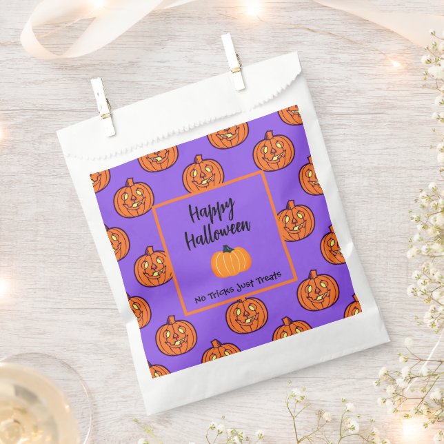 Halloween trick or treat orange pumpkins goody bag (Clipped)