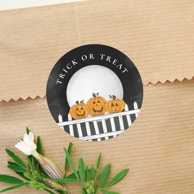 Halloween Trick Or Treat Spooky Ghost Cute Favour Classic Round Sticker (Creator Uploaded)