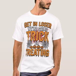 Halloween Trick Or Treating Vintage Typography Des T-Shirt
