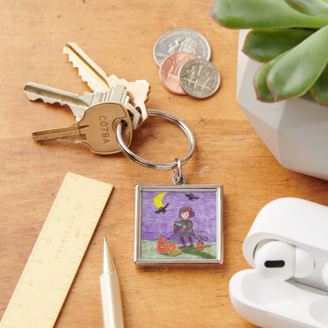 Halloween witch 3 premium keychain (Desk)