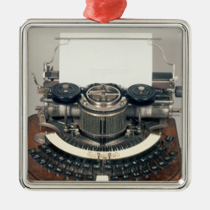Hammond typewriter, with the ideal keyboard metal tree decoration