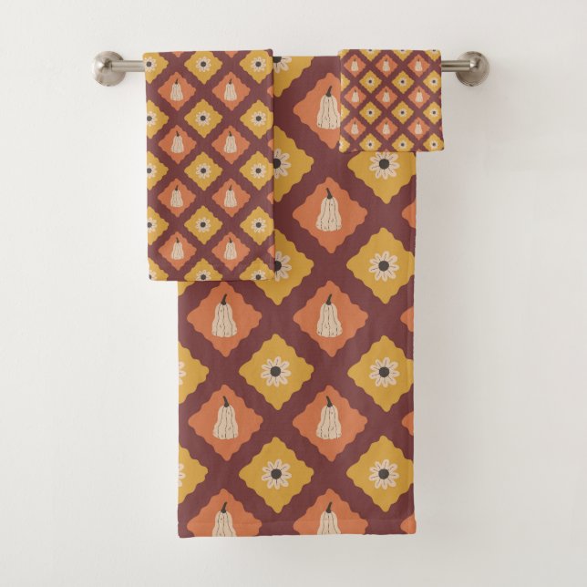 Hand Drawn Autumn Diamond Pattern Bath Towel Set (Insitu)