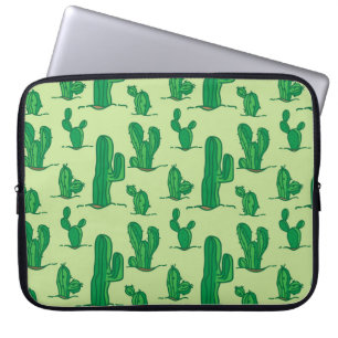 Hand-drawn cactus: seamless pattern. laptop sleeve