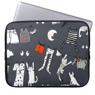 Hand drawn cute cartoon seamless pattern illustrat laptop sleeve