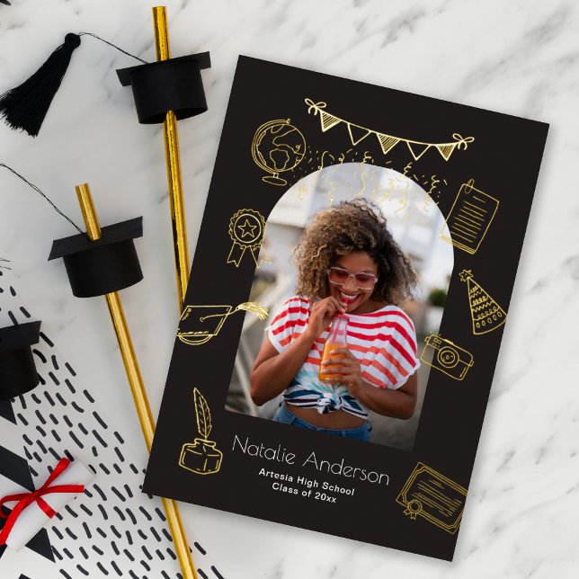 Hand Drawn Doodles Arch Photo Graduate Gold (Creator Uploaded)