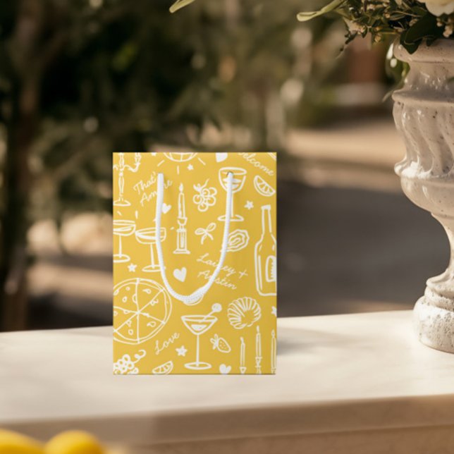 Hand-Drawn Illustrated Wedding Welcome Gift Bags (Hand-Drawn Illustrated Wedding Welcome Gift Bags)