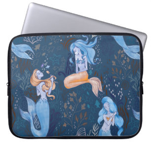 Hand-drawn seamless pattern of beautiful mermaid c laptop sleeve