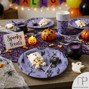 Hand-Drawn Spooky Purple Halloween Party Plate