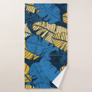 Hand Drawn Tropical Leaves: Seamless Bath Towel