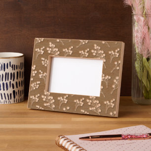 Hand Drawn Winer Berries Pattern Etched Frames