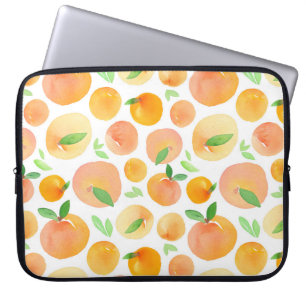 Hand-painted watercolor peaches: seamless. laptop sleeve