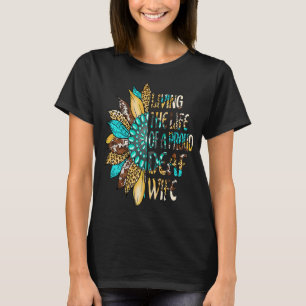 Hand sign language Living the life of a proud Deaf T-Shirt