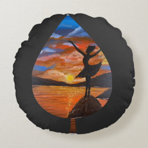 Handmade artwork / Dancing with sunso Round Cushion