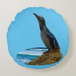 Handsome Penguin, Round Cushion