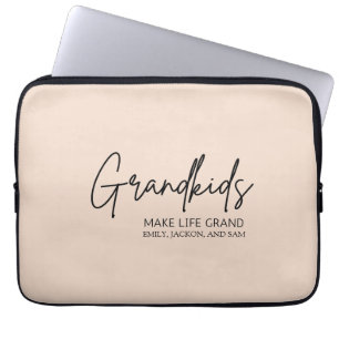 Handwritten Script Grandkids make life Grand Laptop Sleeve