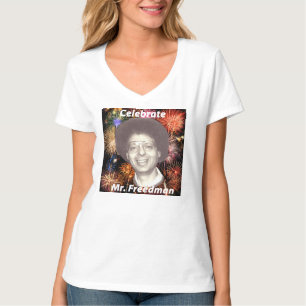 Hane's V-neck shirt