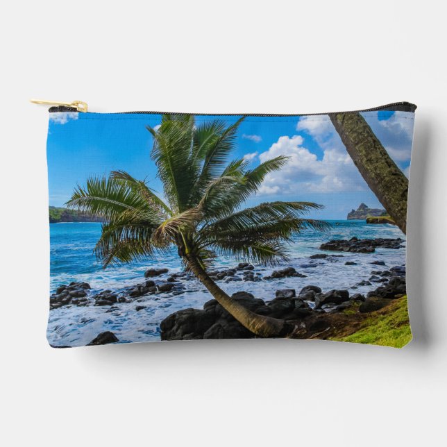 Hanging around... accessory pouch (Front)
