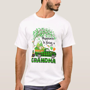 Happiness Is Being A Grandma St Patricks Day Famil T-Shirt